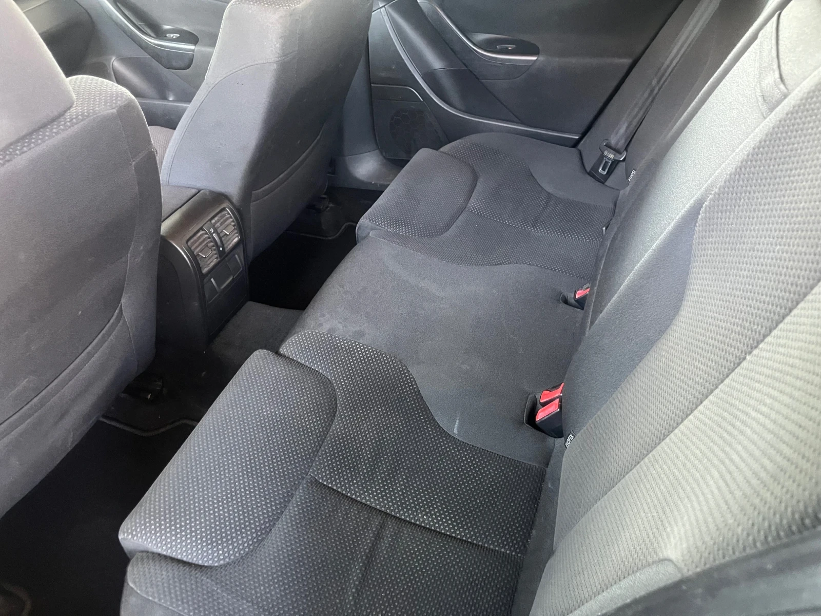 VW Passat 1.9TDI BLUEMOTION - изображение 10