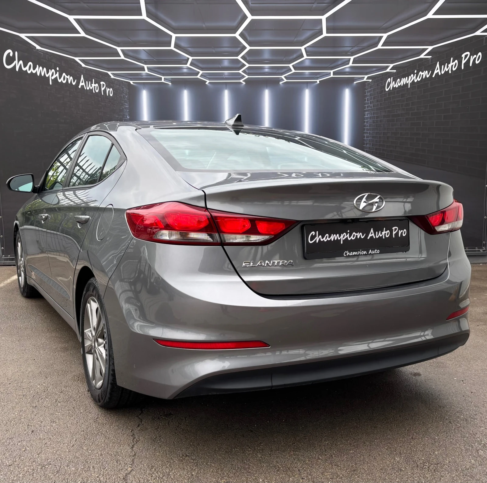 Hyundai Elantra 2.0GDI AUTOMATIC - изображение 4