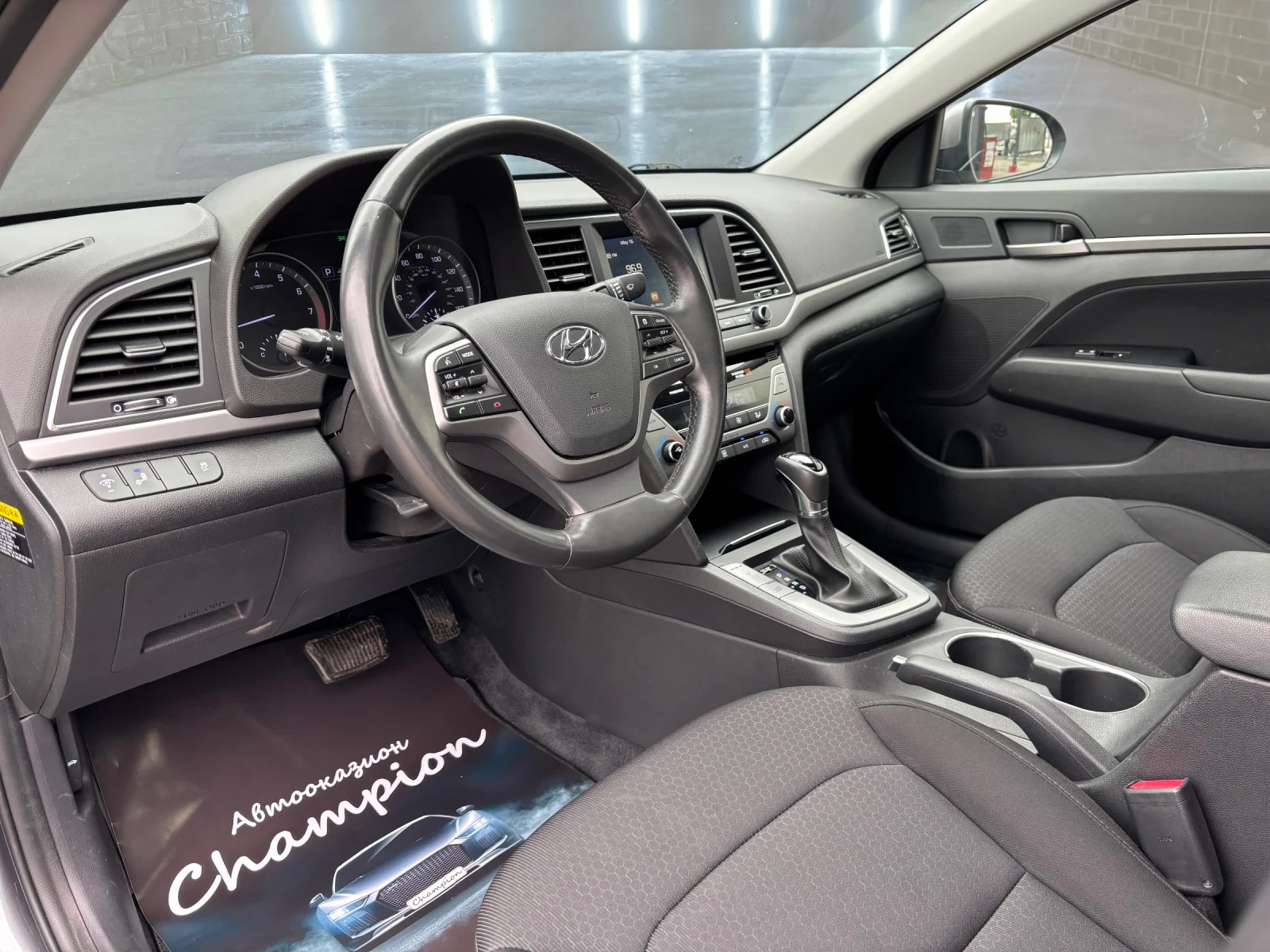 Hyundai Elantra 2.0GDI AUTOMATIC - изображение 7