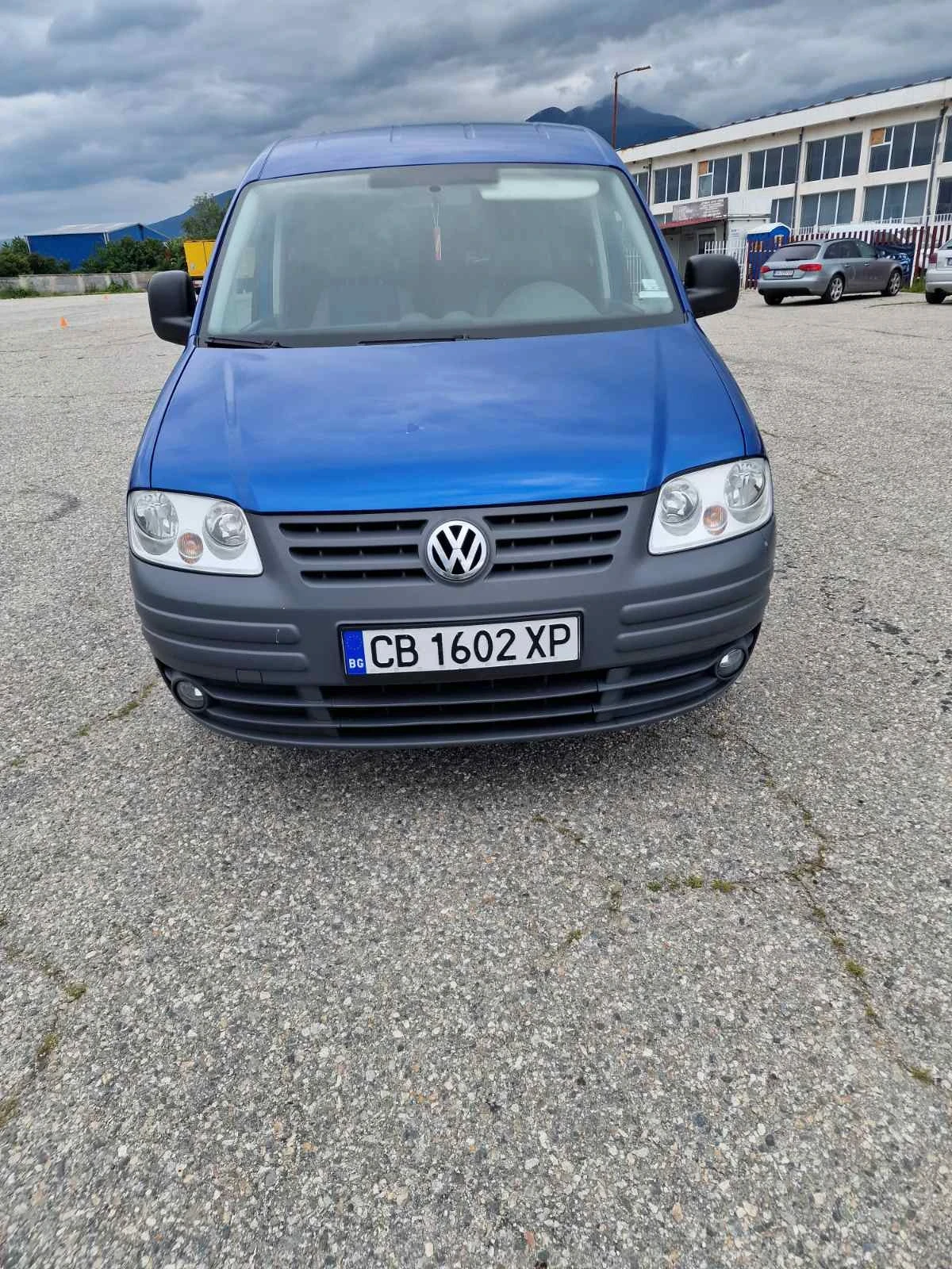 VW Caddy 1.6 - изображение 2