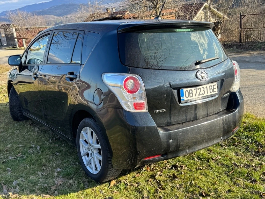 Toyota Verso  - изображение 2