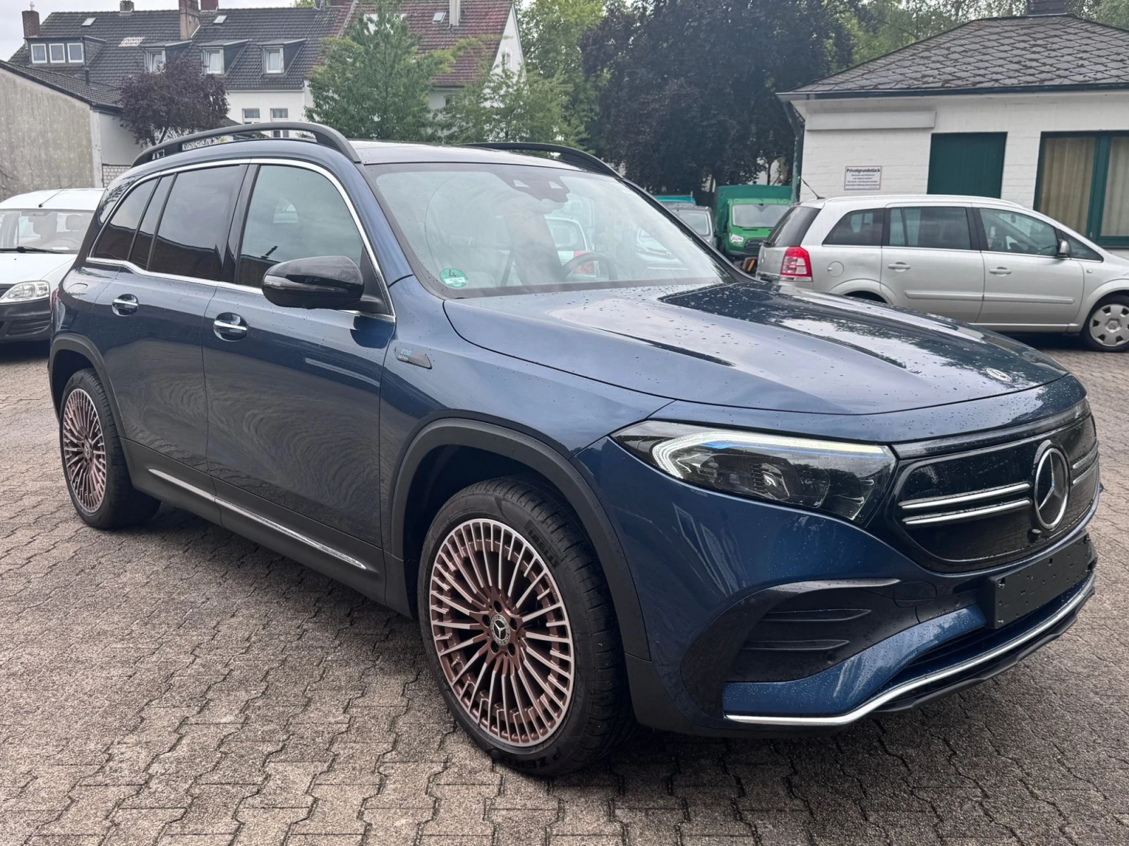 Mercedes-Benz EQB Mercedes-Benz EQB 350 AMG Line | Mobile.bg   1