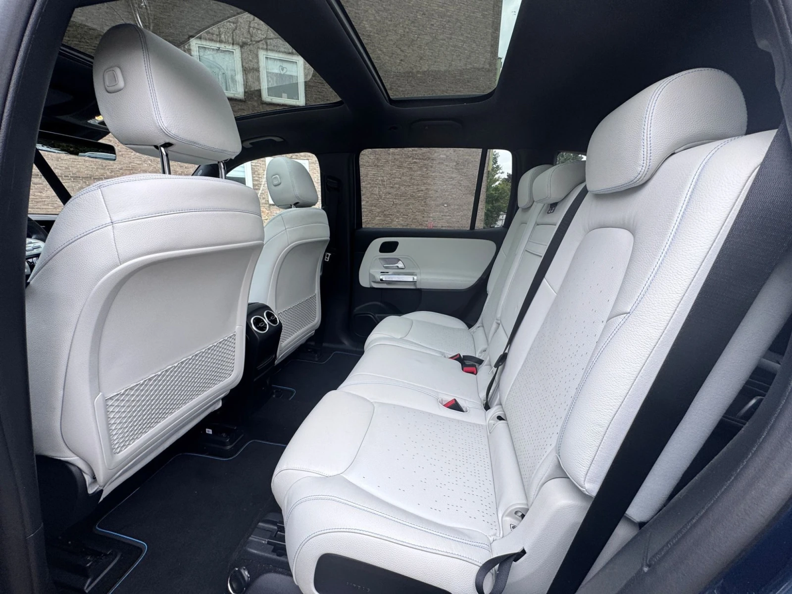 Mercedes-Benz EQB Mercedes-Benz EQB 350 AMG Line - изображение 9