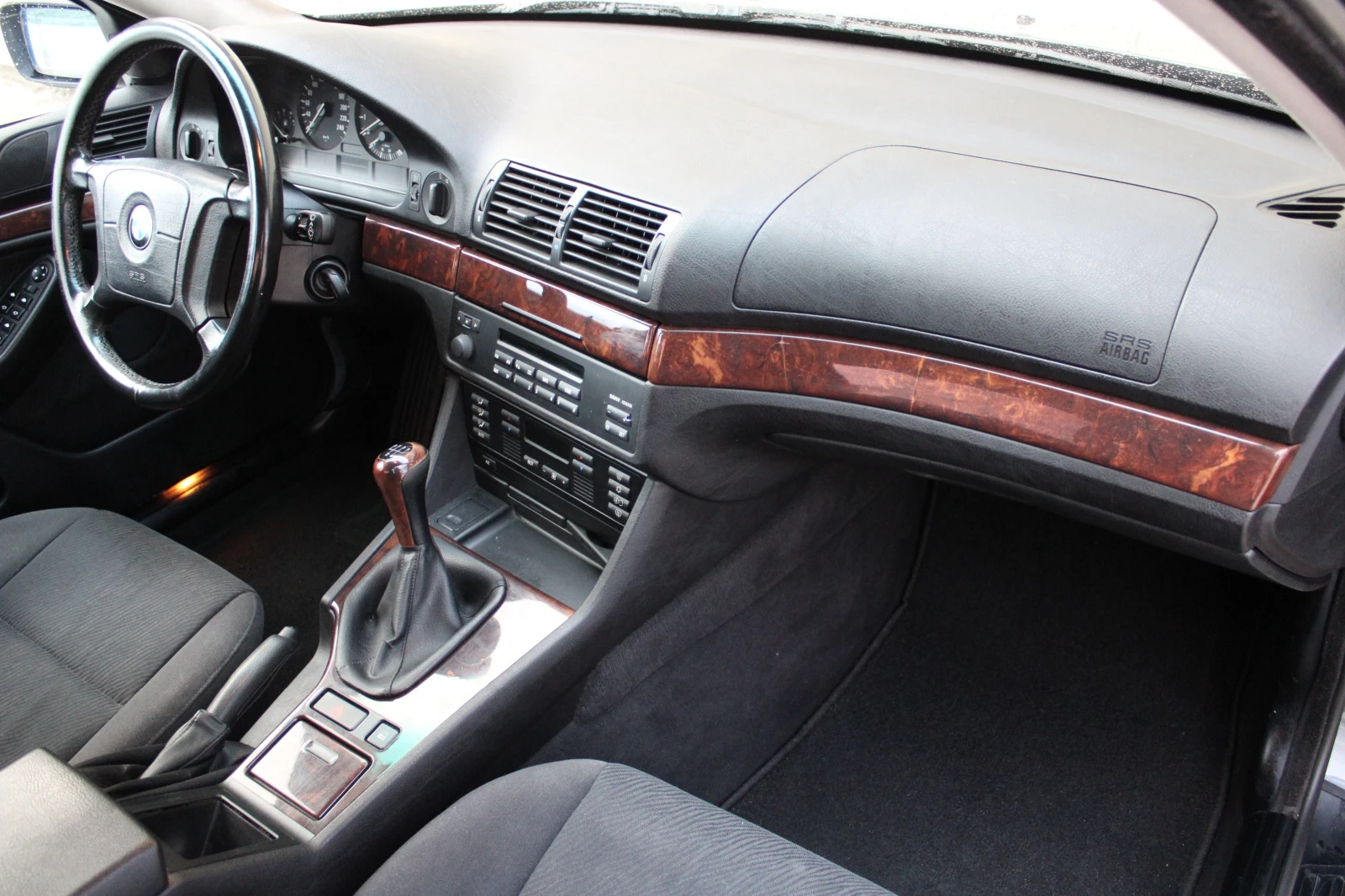 BMW 520 i | Mobile.bg   11