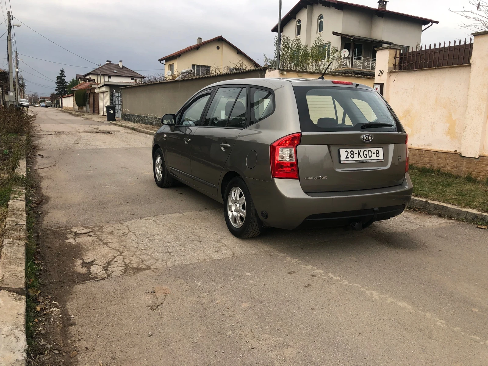 Kia Carens 2.0 140.. /. | Mobile.bg   6