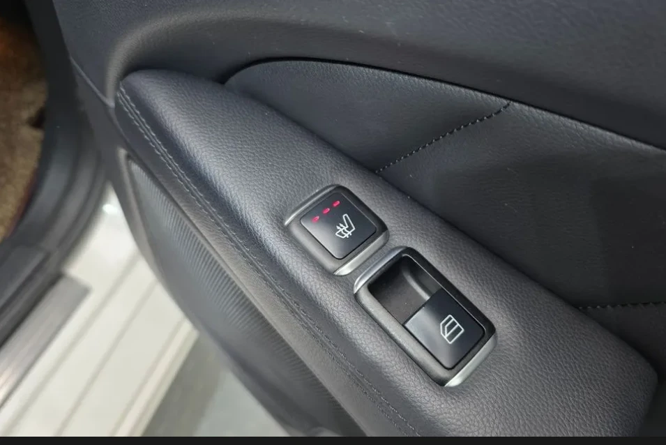 Mercedes-Benz CLS 350 * ����������* ���� �� ��*  | Mobile.bg � ����������� 12