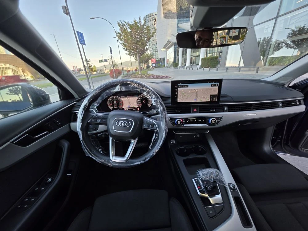 Audi A4 3.0D MILD  HYBRID 2021g  104хиляди километра, снимка 8 - Автомобили и джипове - 54430424