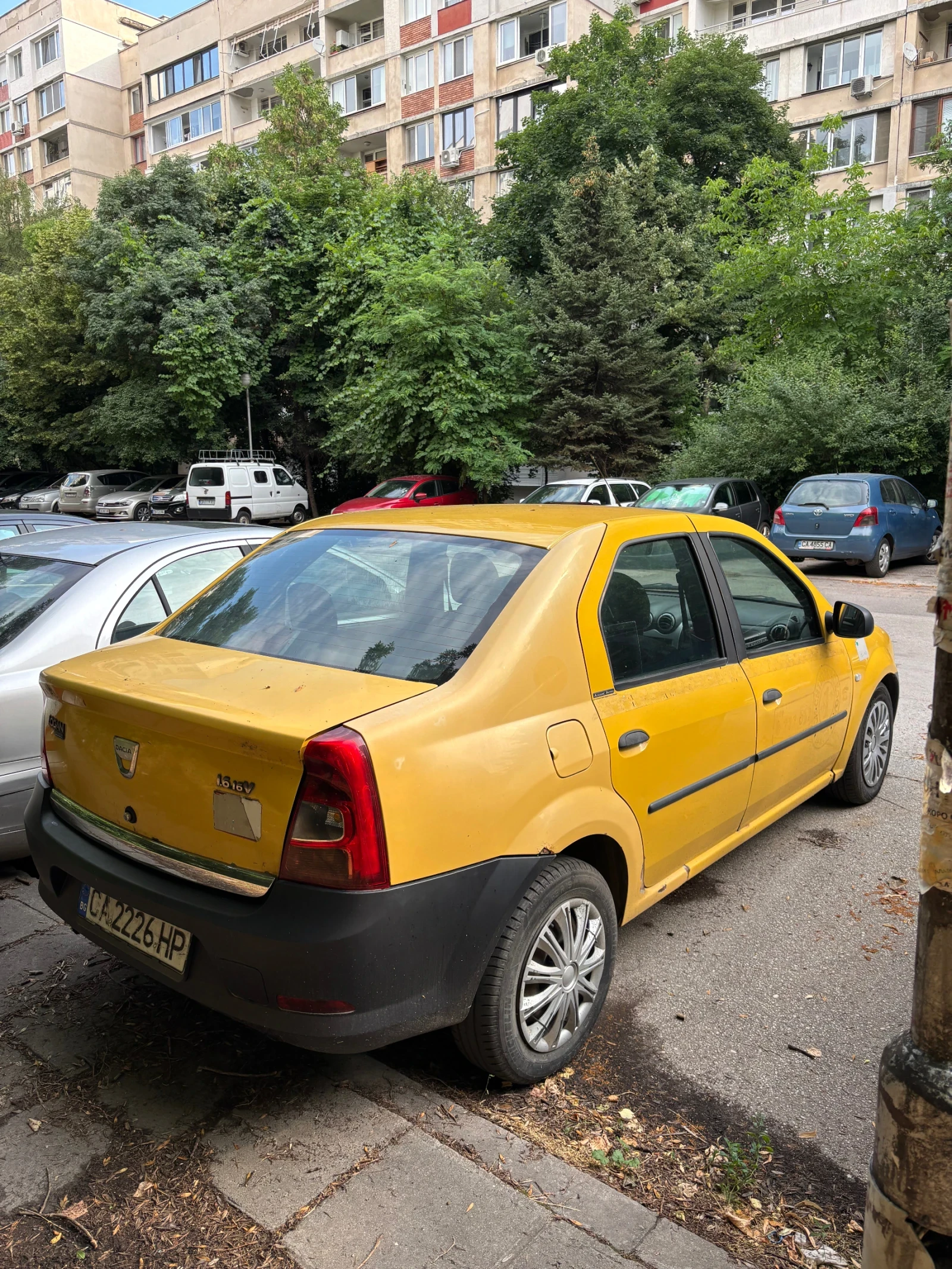 Dacia Logan 1.6 16v LPG, снимка 14 - Автомобили и джипове - 54496613