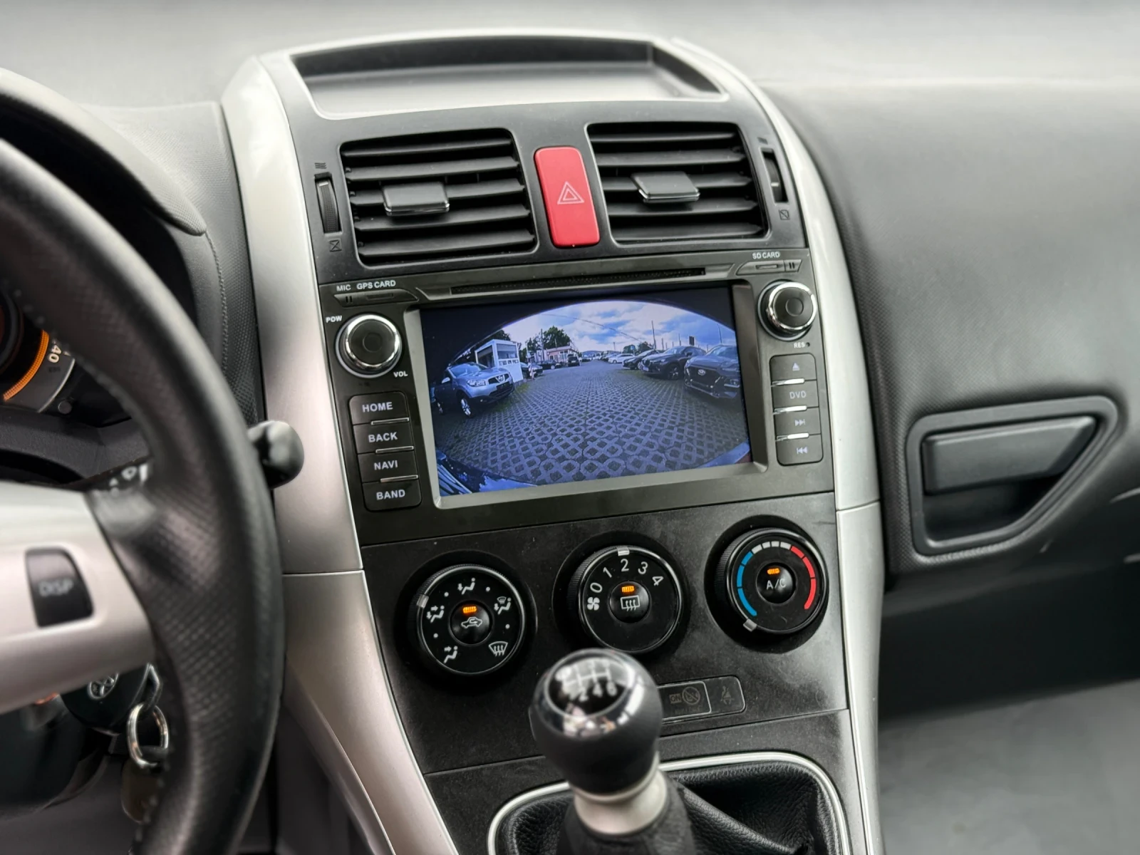 Toyota Auris 1.6i ��������/������/���������/139�.��/���� ������ | Mobile.bg � ����������� 12
