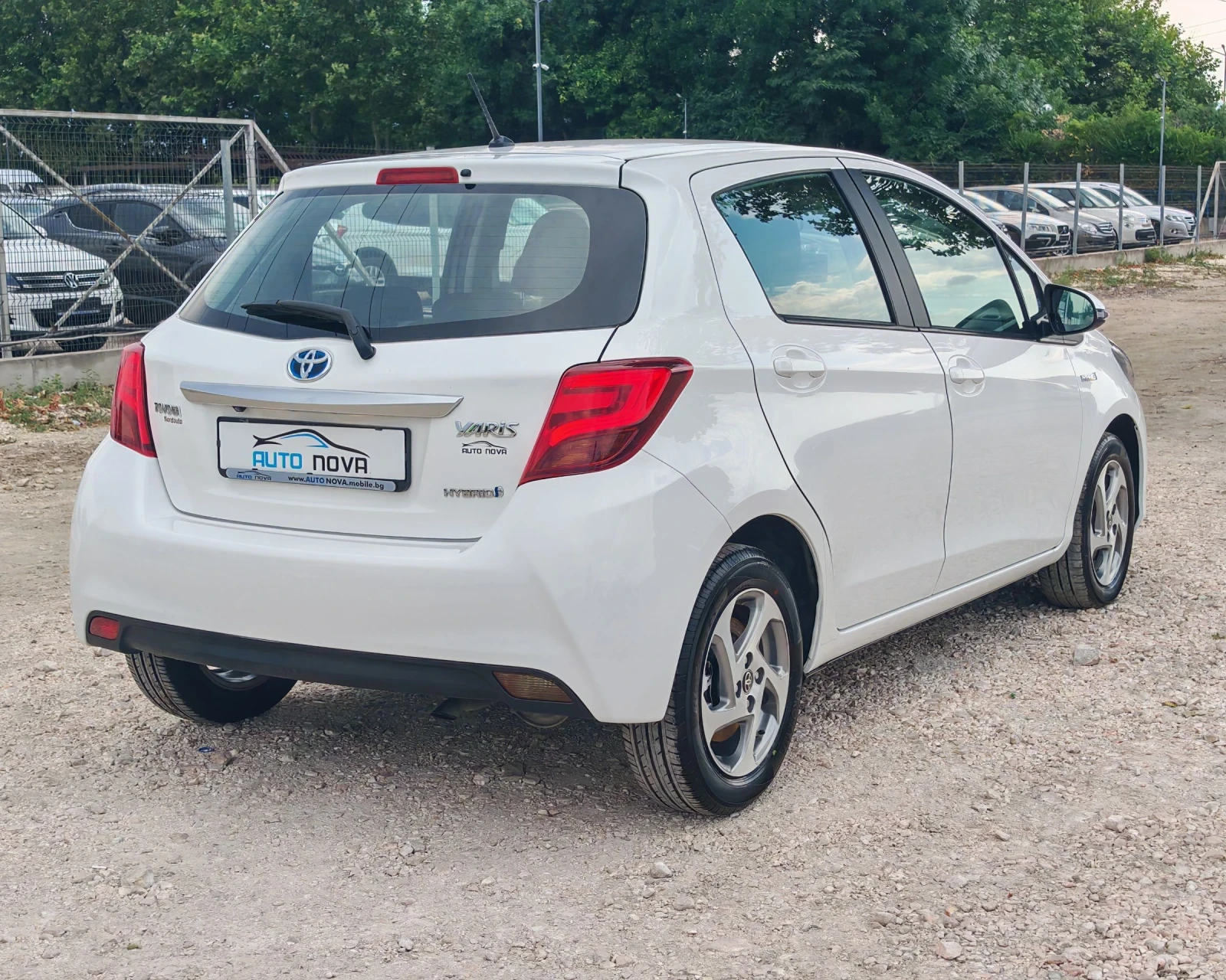 Toyota Yaris 1.5 100 К.С. ХИБРИД! АВТОМАТ! 106 000 КМ! , снимка 5 - Автомобили и джипове - 55064424