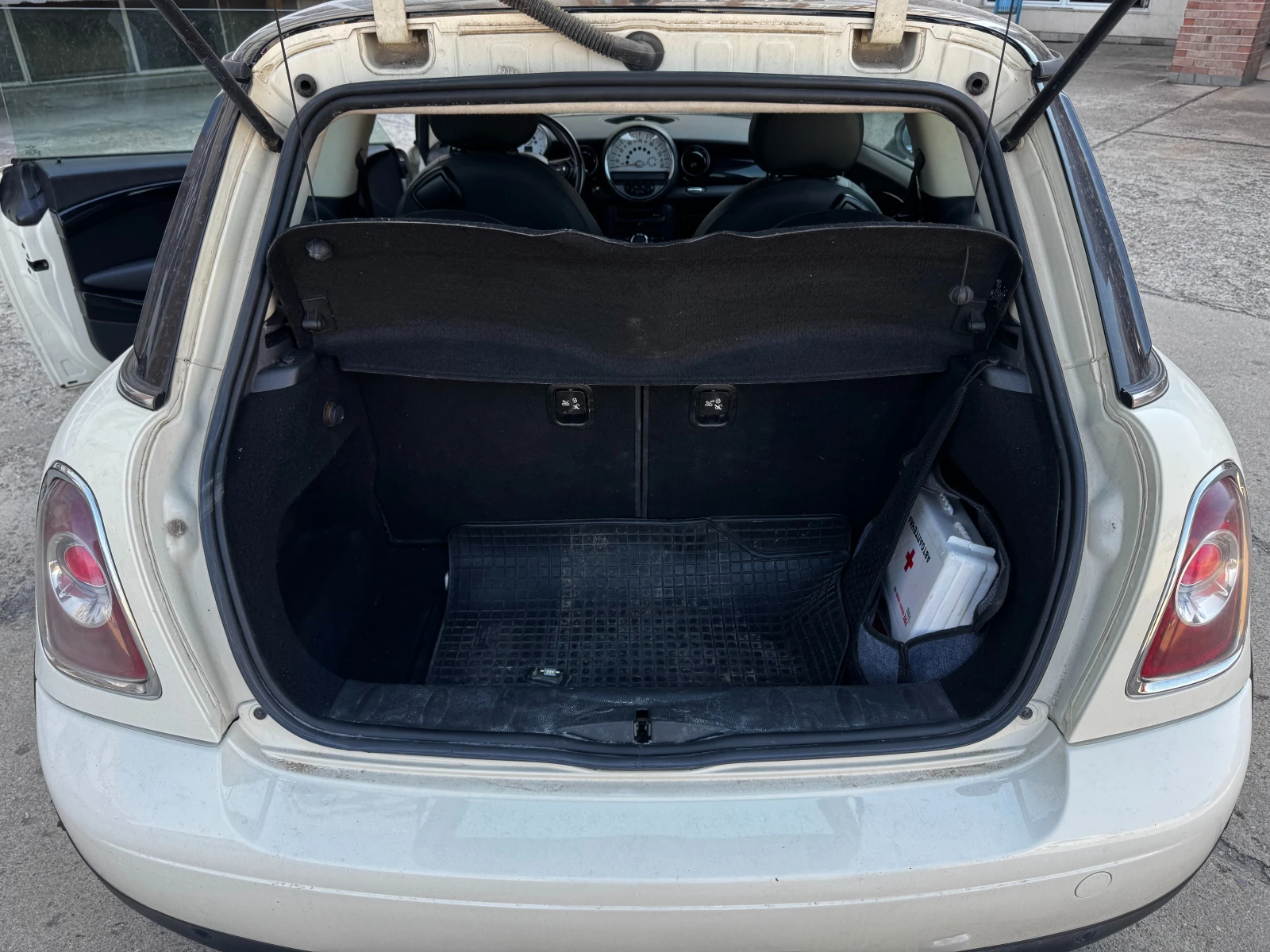 Mini Cooper, снимка 4 - Автомобили и джипове - 55735671