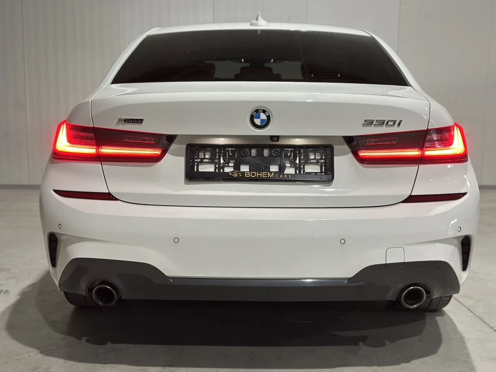 BMW 330 xDrive M Package, снимка 4 - Автомобили и джипове - 56165997