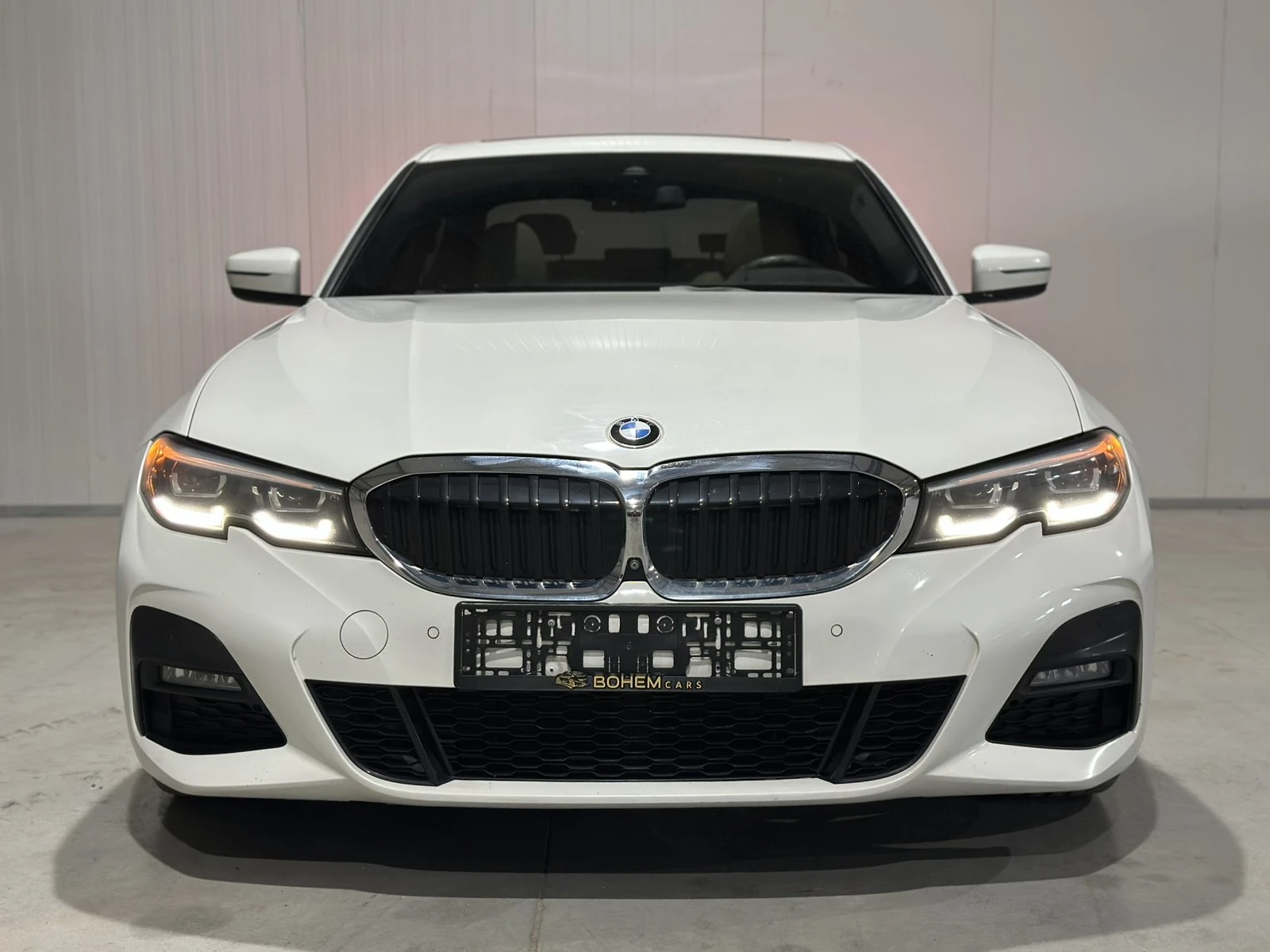 BMW 330 xDrive M Package, снимка 6 - Автомобили и джипове - 56165997