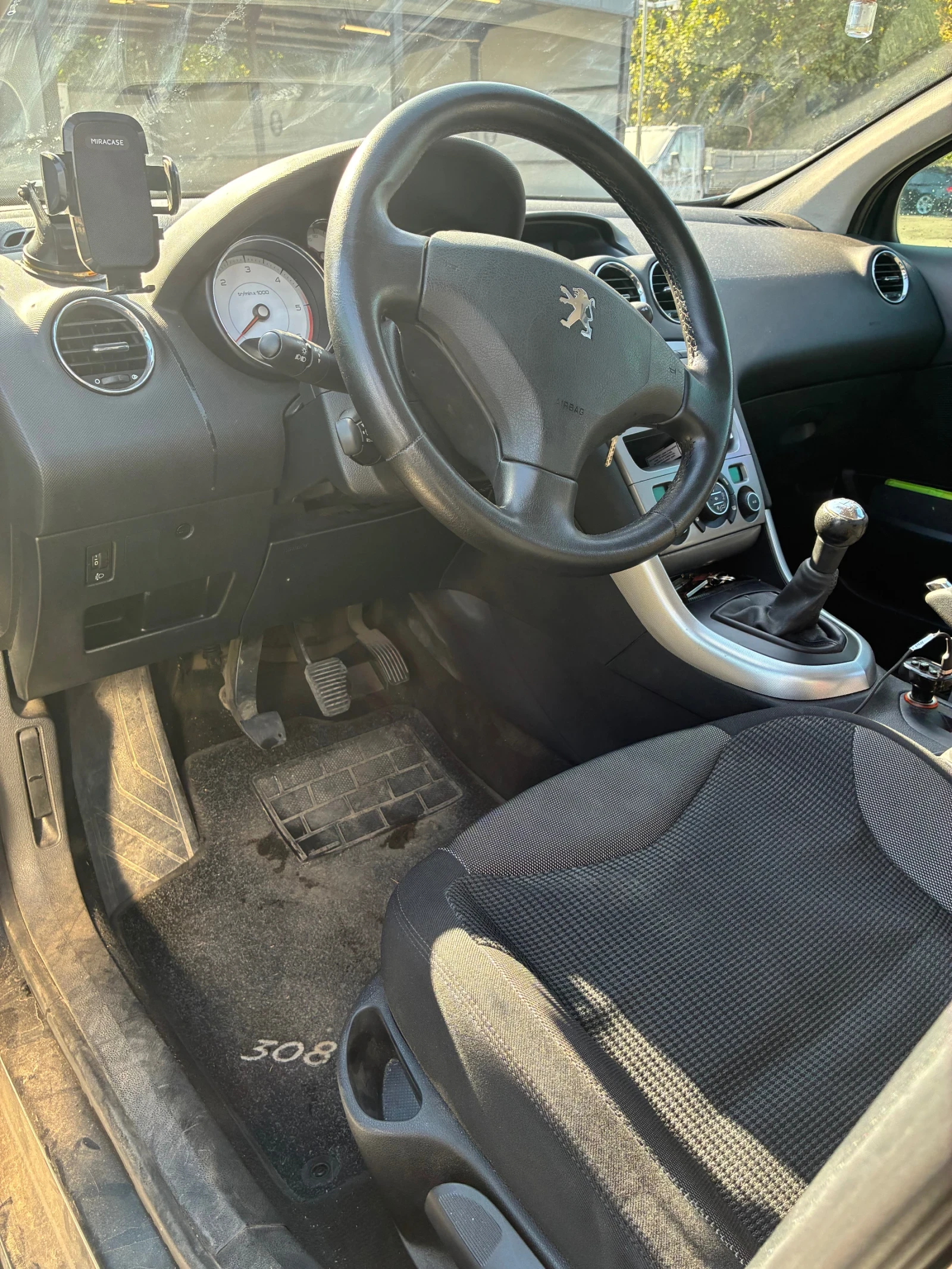 Peugeot 308, снимка 11 - Автомобили и джипове - 56303272