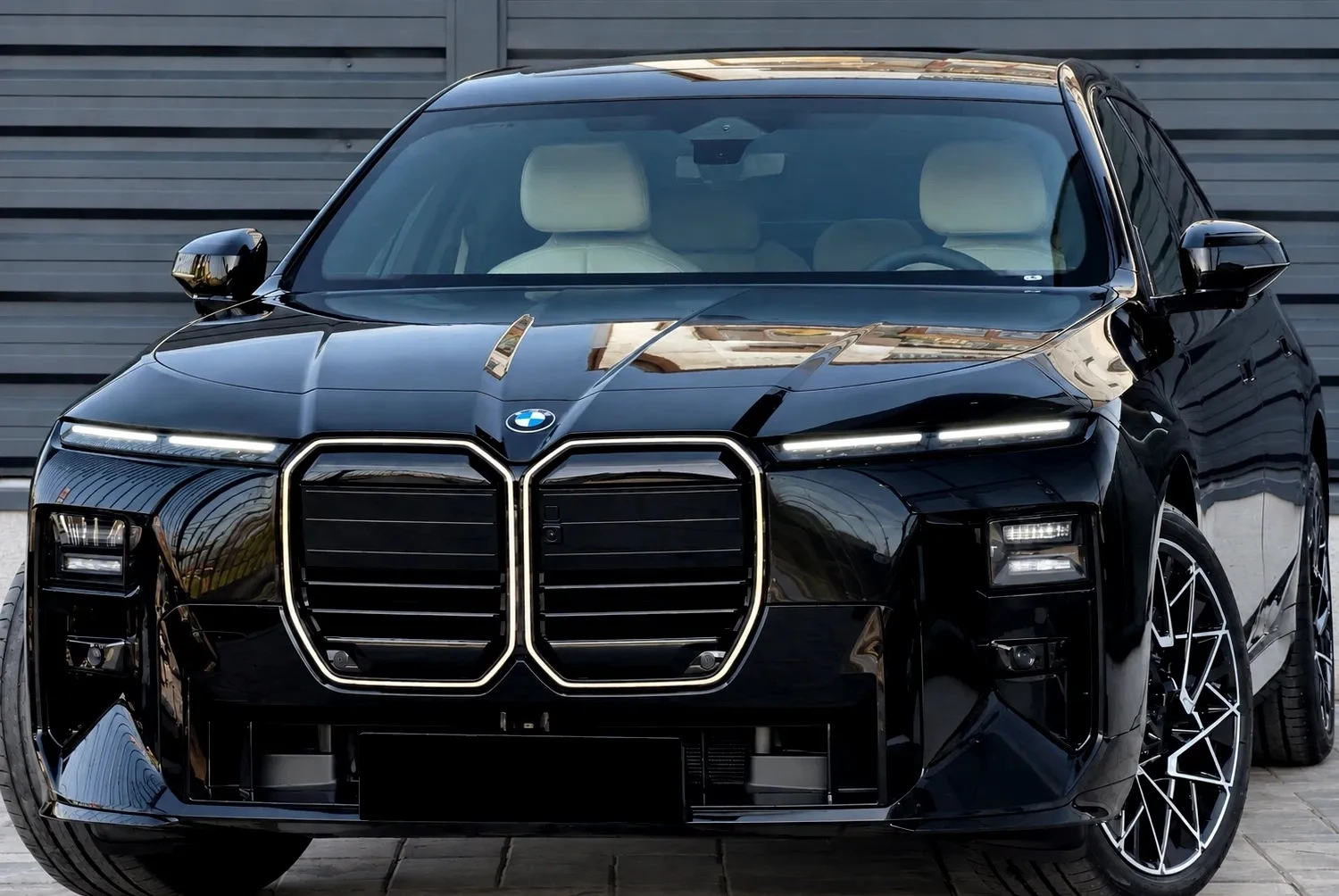 BMW 740