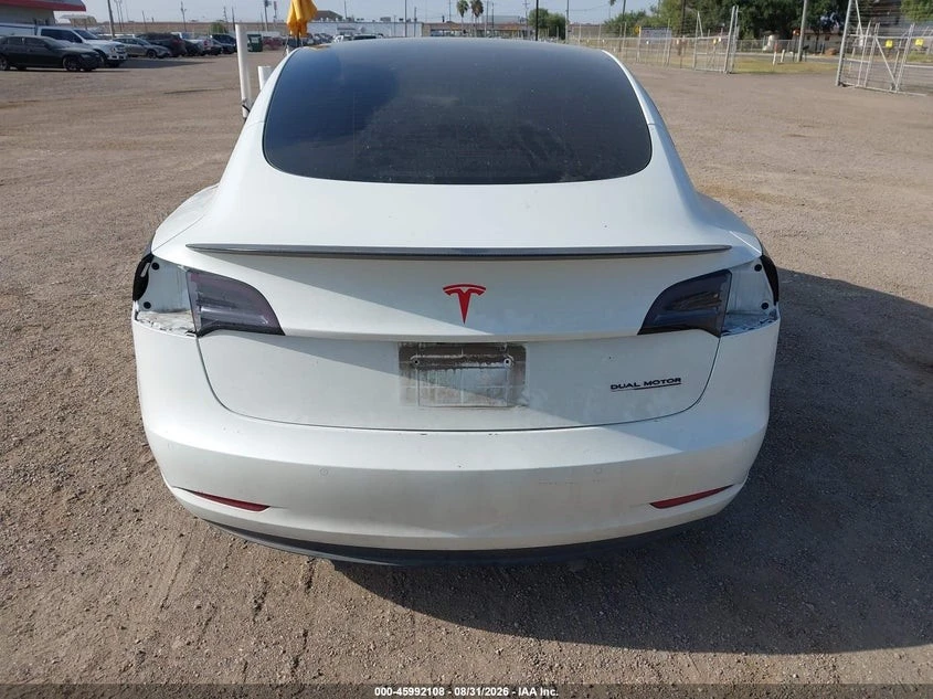 Tesla Model 3 LONG RANGE | DUAL MOTOR, снимка 15 - Автомобили и джипове - 56514711