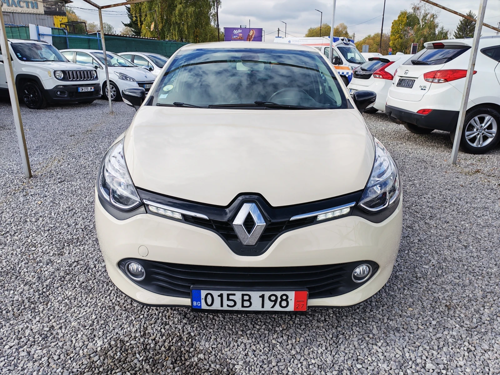 Renault Clio 1.5 Dci Avtomat, снимка 3 - Автомобили и джипове - 56728219