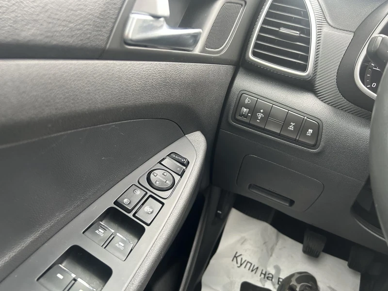 Hyundai Tucson 1.6CRDI 4x4, снимка 7 - Автомобили и джипове - 52584299