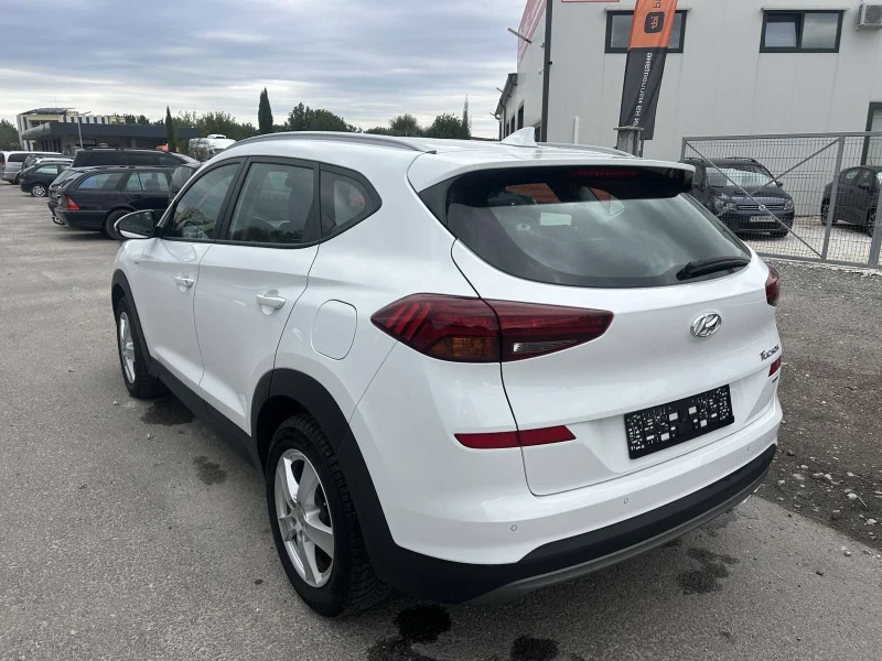Hyundai Tucson 1.6CRDI 4x4, снимка 4 - Автомобили и джипове - 52584299