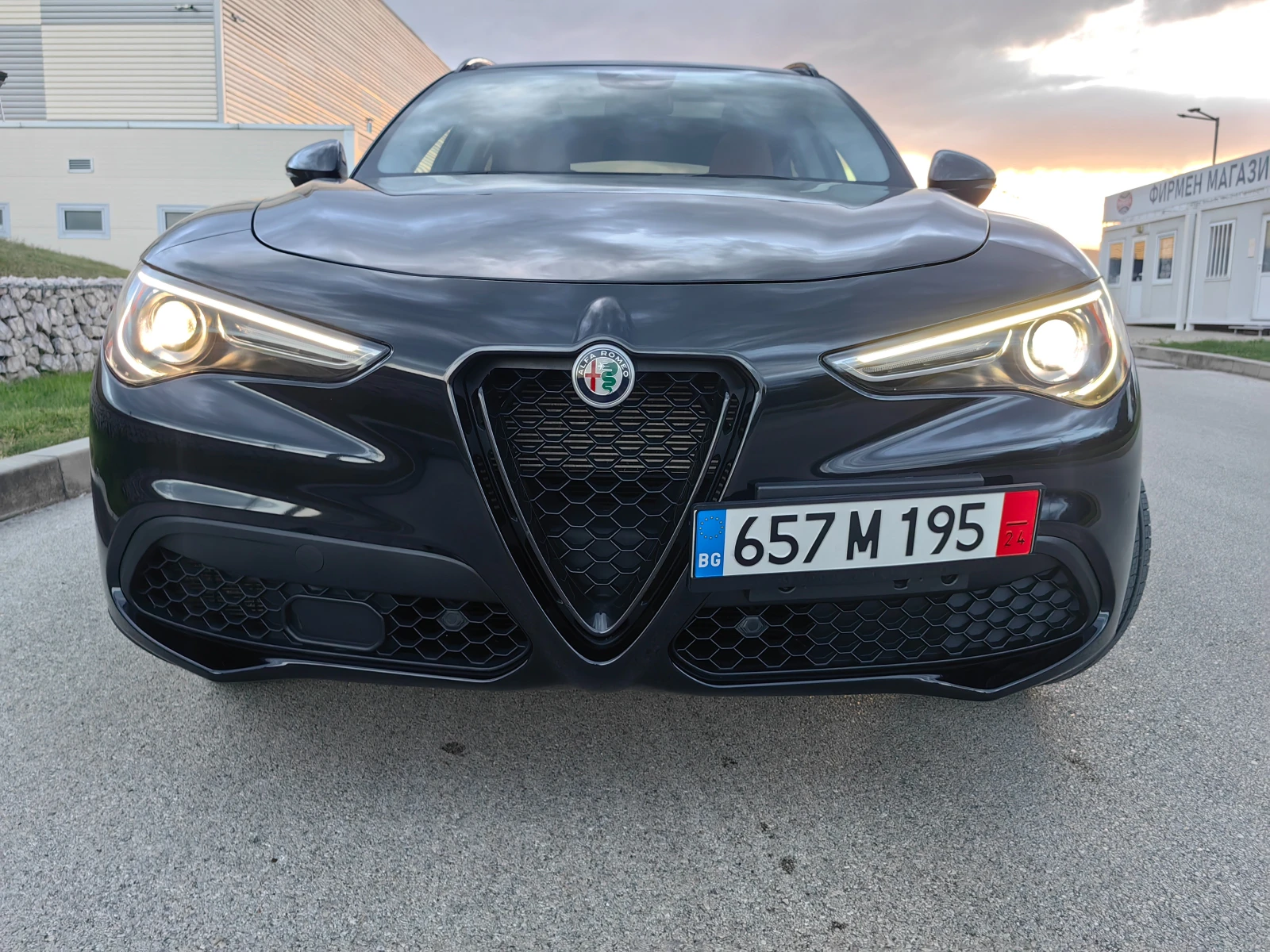 Alfa Romeo Stelvio Ti Vulcano Black - изображение 2