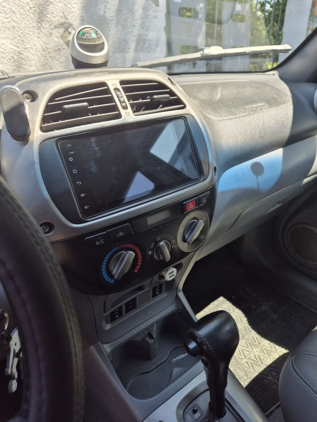 Toyota Rav4  - изображение 7