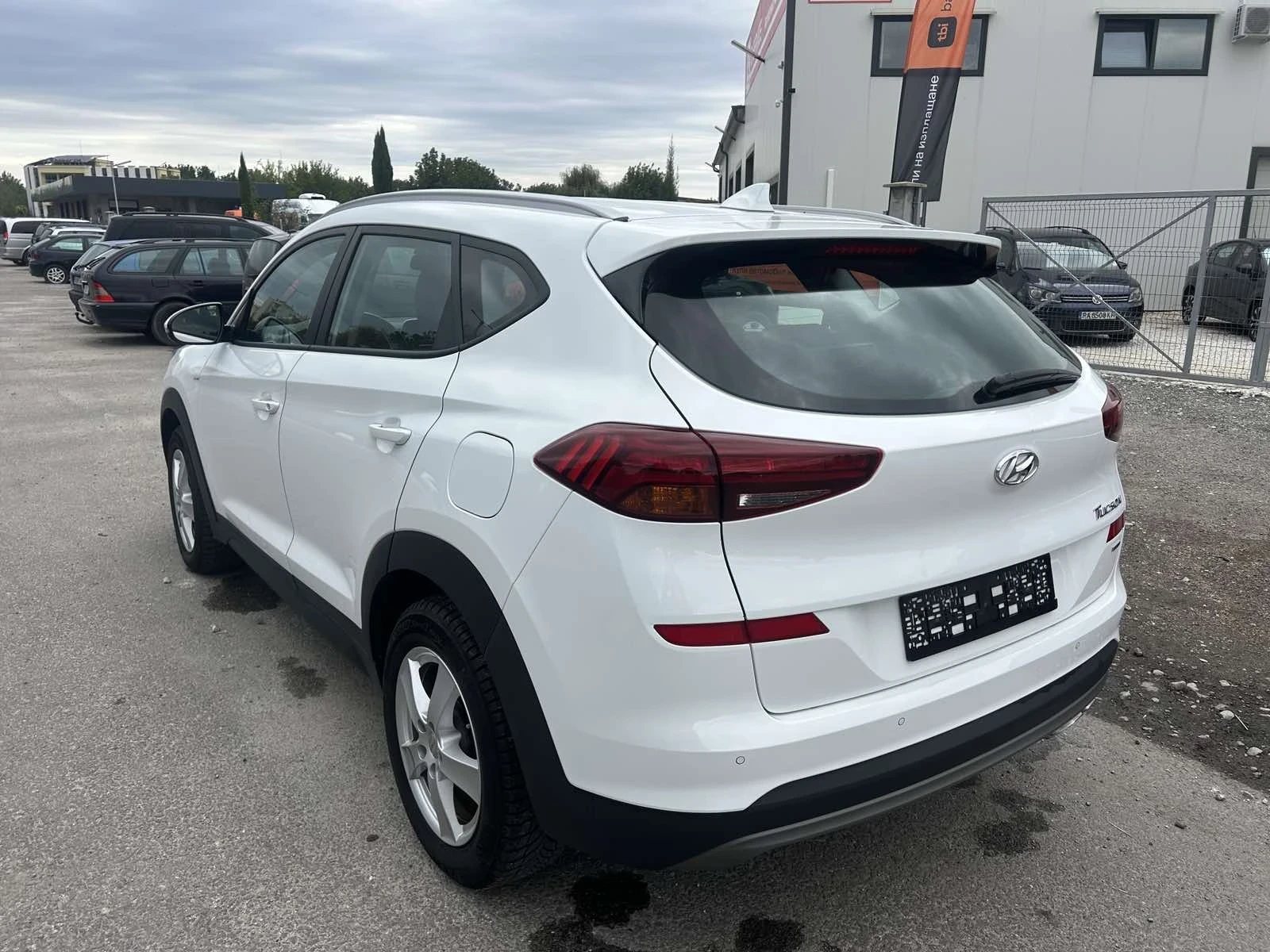 Hyundai Tucson 1.6CRDI 4x4 - изображение 4