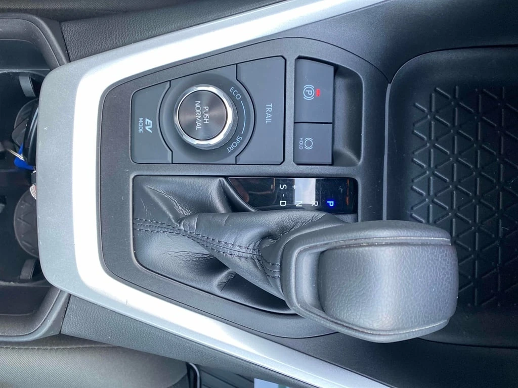 Toyota Rav4 * Hybrid XLE * CARFAX * ��� ������������ ������ | Mobile.bg � ����������� 16