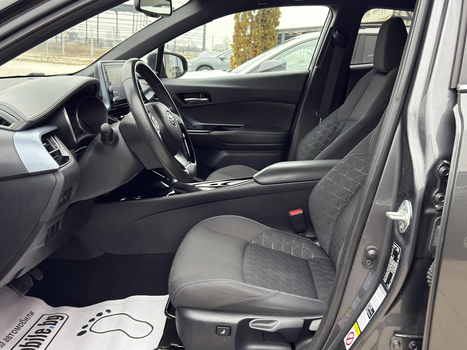 Toyota C-HR 2.0 2.0h Hybrid Trend2wd - изображение 8