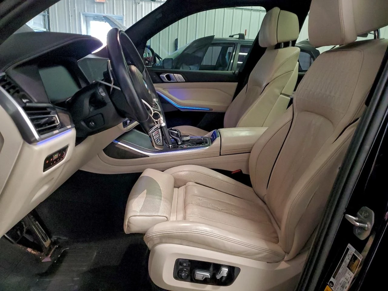 BMW X7  - изображение 7