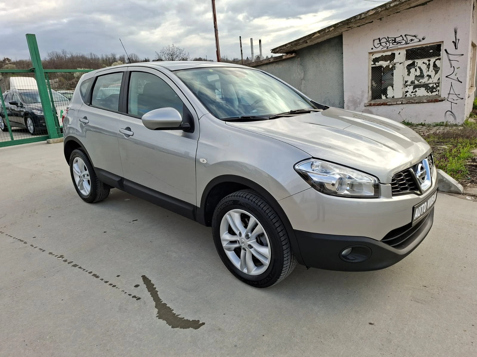 Nissan Qashqai 2.0-dCi-150кс-4х4, снимка 3 - Автомобили и джипове - 54166510