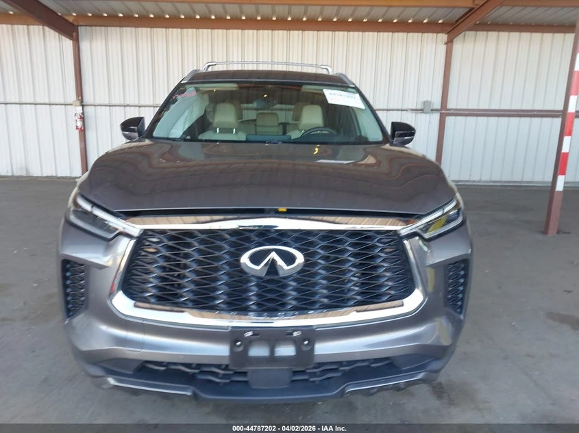 Infiniti QX60 3.5l Luxe Awd, снимка 12 - Автомобили и джипове - 54315788