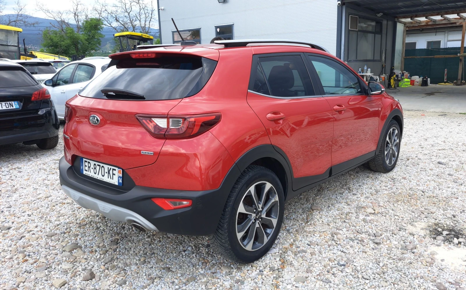 Kia Stonic 1.6 CRDI, снимка 6 - Автомобили и джипове - 54741811