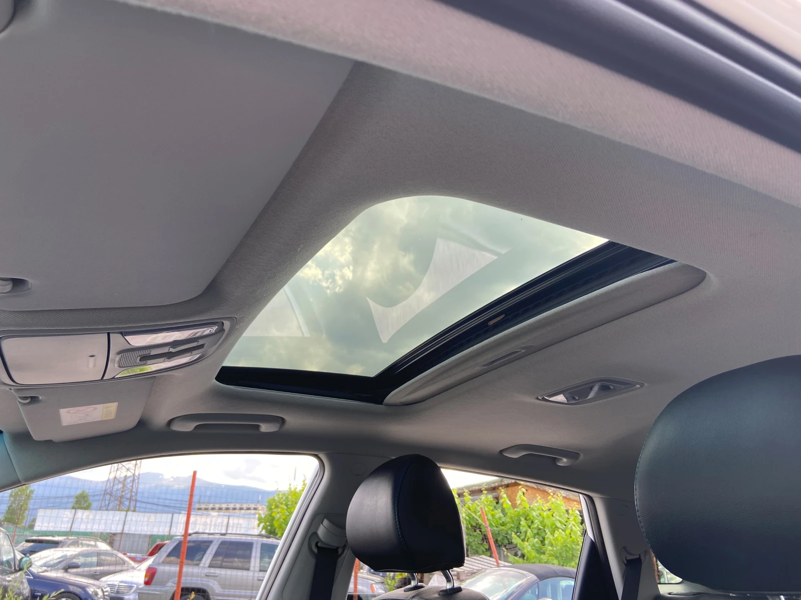 Kia Niro 64kWh-204кс-В НАЛИЧНОСТ!, снимка 6 - Автомобили и джипове - 54829880