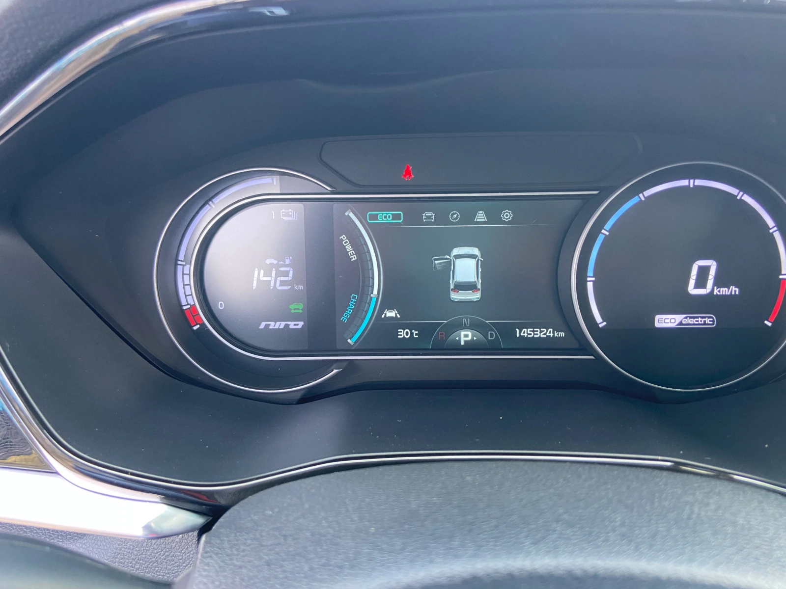 Kia Niro 64kWh-204кс-В НАЛИЧНОСТ!, снимка 11 - Автомобили и джипове - 54829880