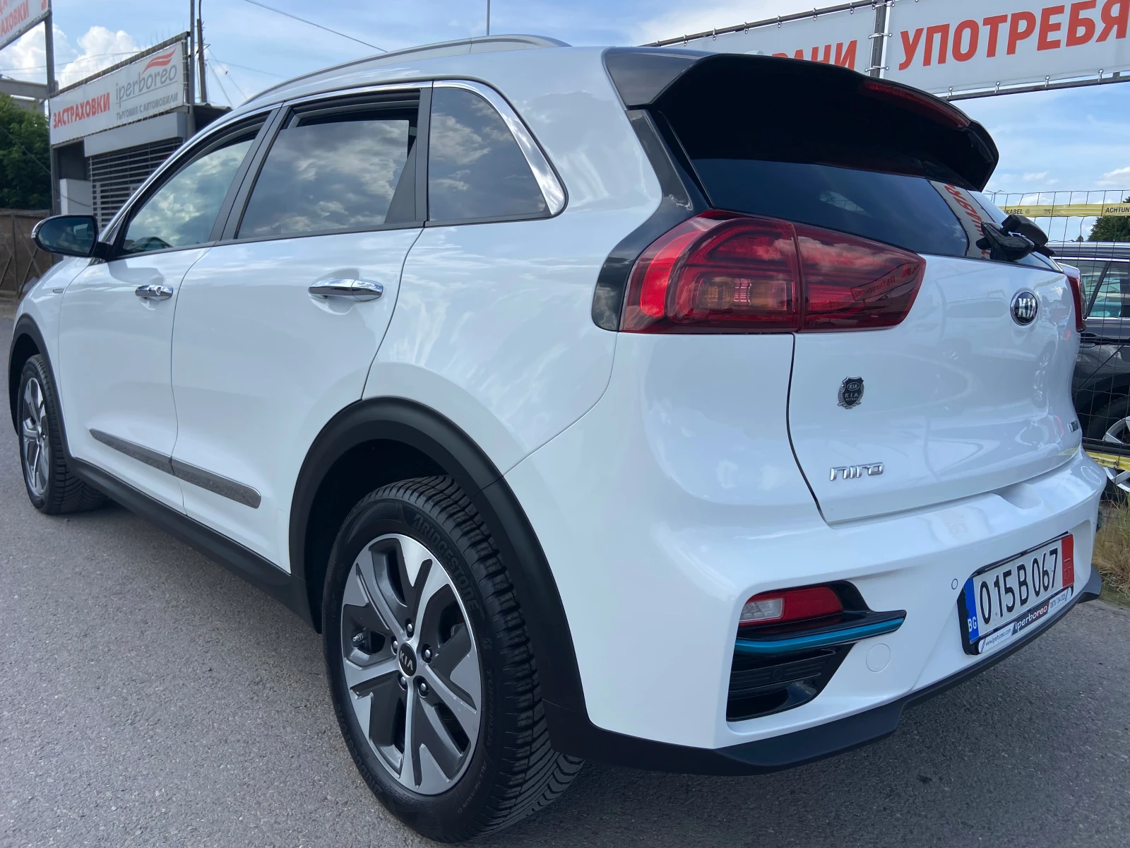 Kia Niro 64kWh-204кс-В НАЛИЧНОСТ!, снимка 4 - Автомобили и джипове - 54829880