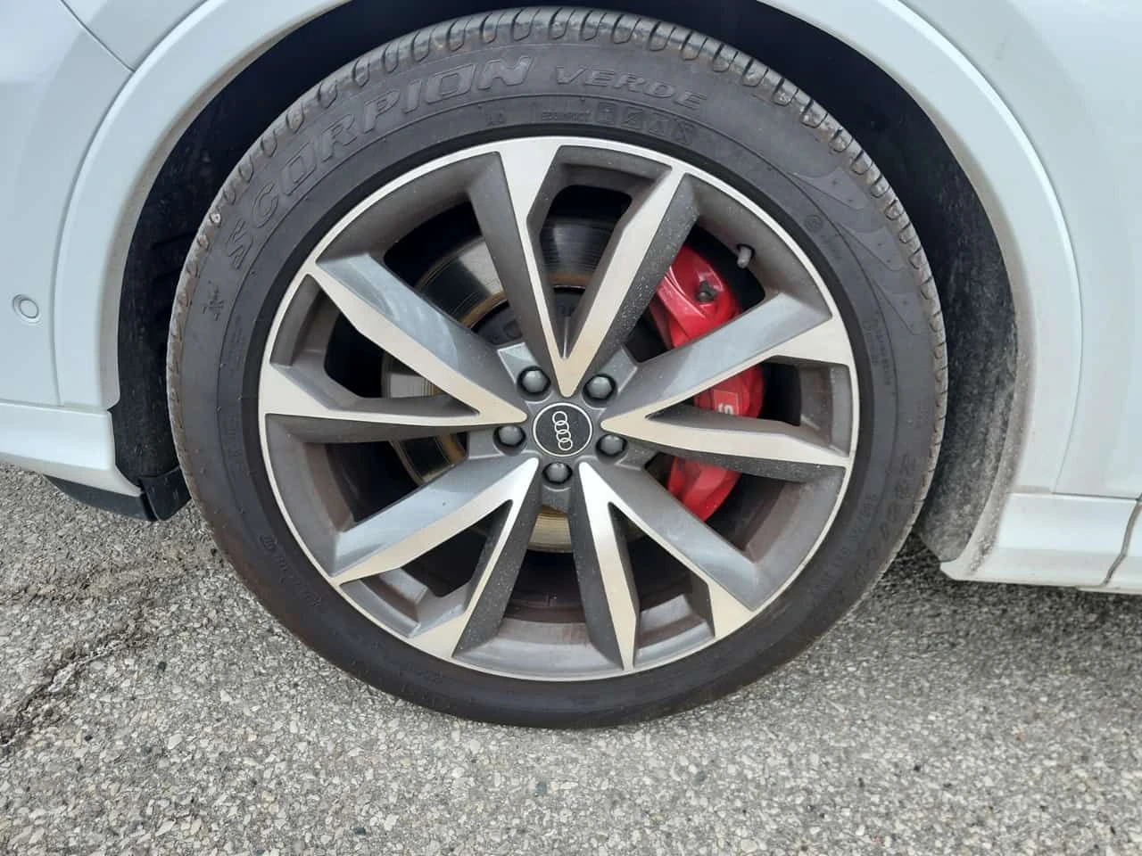 Audi SQ7 * PREMIUM PLUS * CARFAX * ОТ ПРЕДСТАВИТЕЛСТВО * , снимка 7 - Автомобили и джипове - 55188521