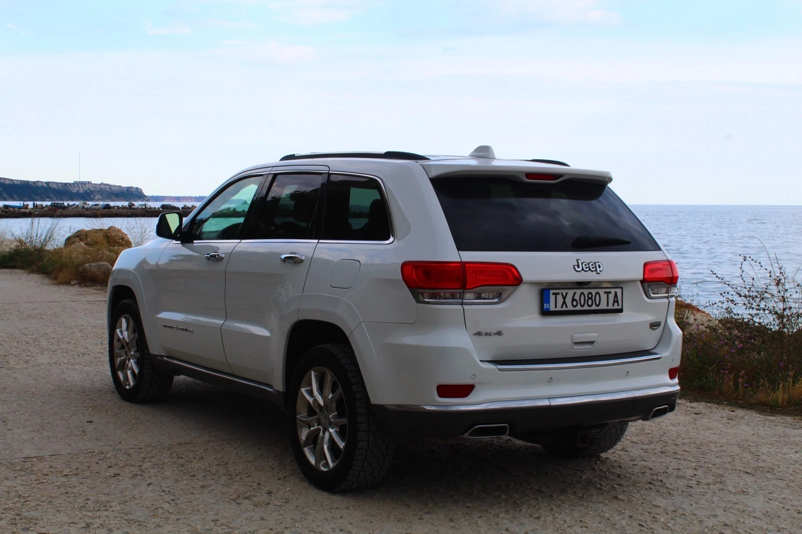 Jeep Grand cherokee Summit, снимка 6 - Автомобили и джипове - 55626621