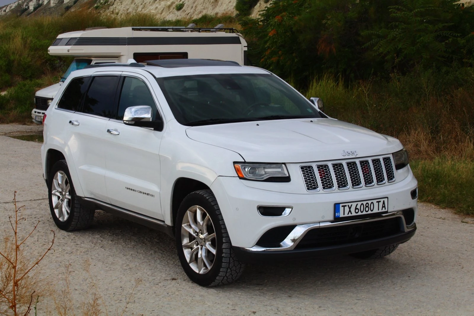 Jeep Grand cherokee Summit, снимка 3 - Автомобили и джипове - 55626621