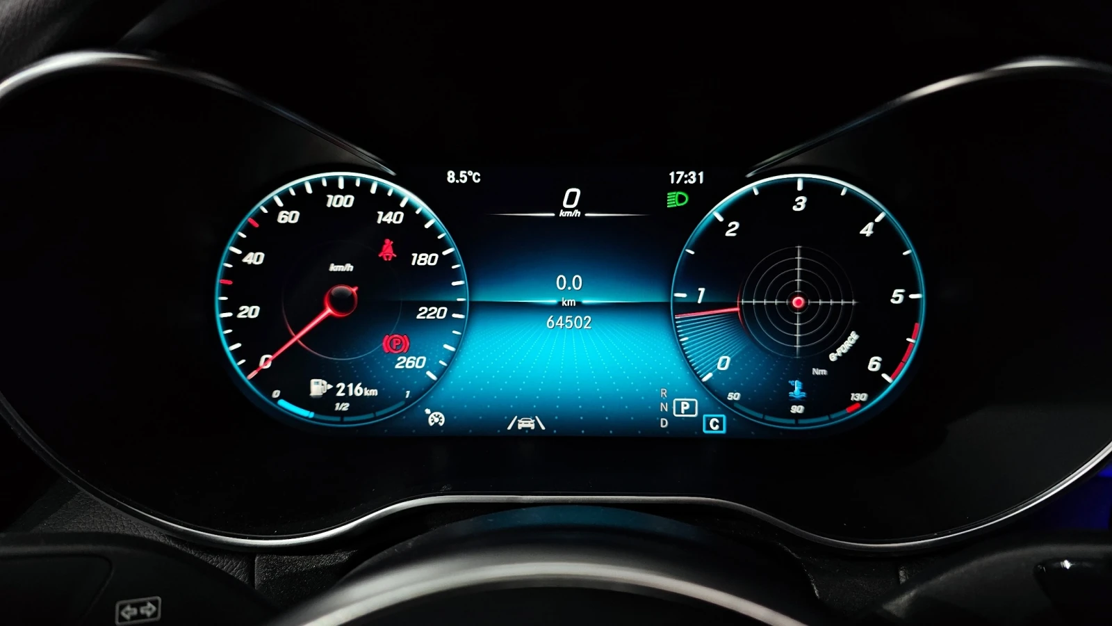 Mercedes-Benz GLC 220 4MATIC Coupe* FULL* ACCIDENT-FREE* , снимка 7 - Автомобили и джипове - 56003635