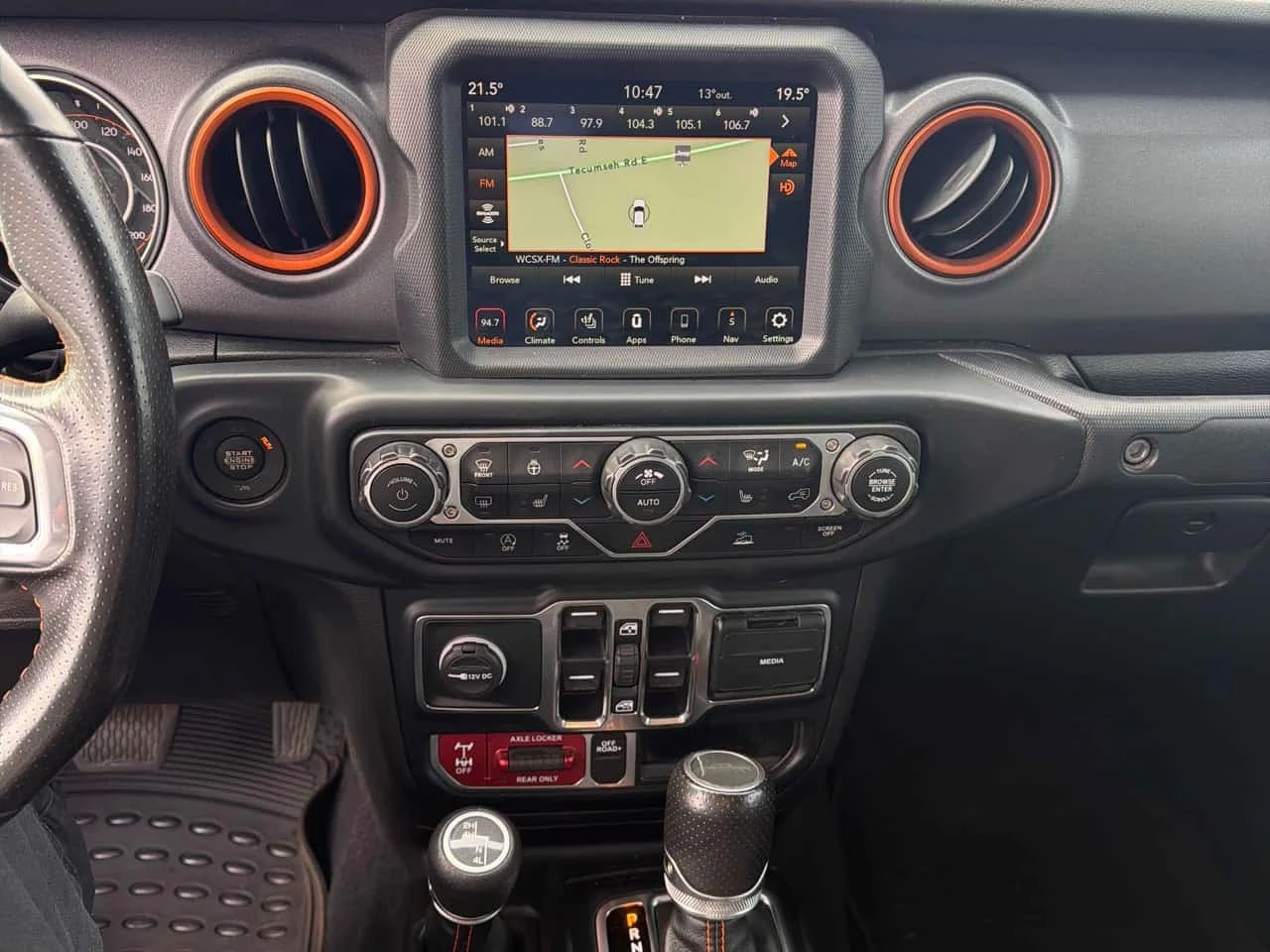 Jeep Gladiator Mojave  CARFAX, снимка 9 - Автомобили и джипове - 56201334