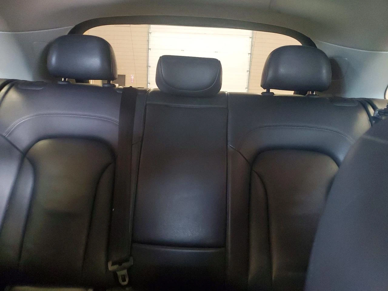 Audi Q3 2.0l Premium Plus, снимка 10 - Автомобили и джипове - 56351057
