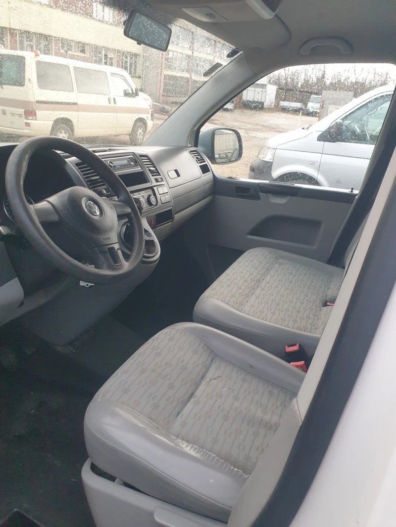 VW T5 2.0 TDI 101 PS, снимка 7 - Бусове и автобуси - 43660484