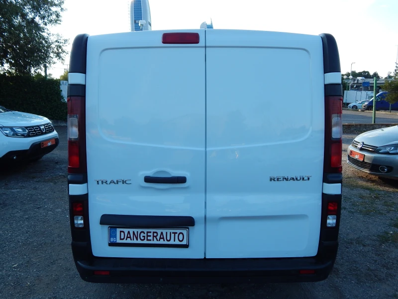 Renault Trafic 1.6DCI* OТЛИЧНА* EURO 6B* , снимка 4 - Бусове и автобуси - 51338195