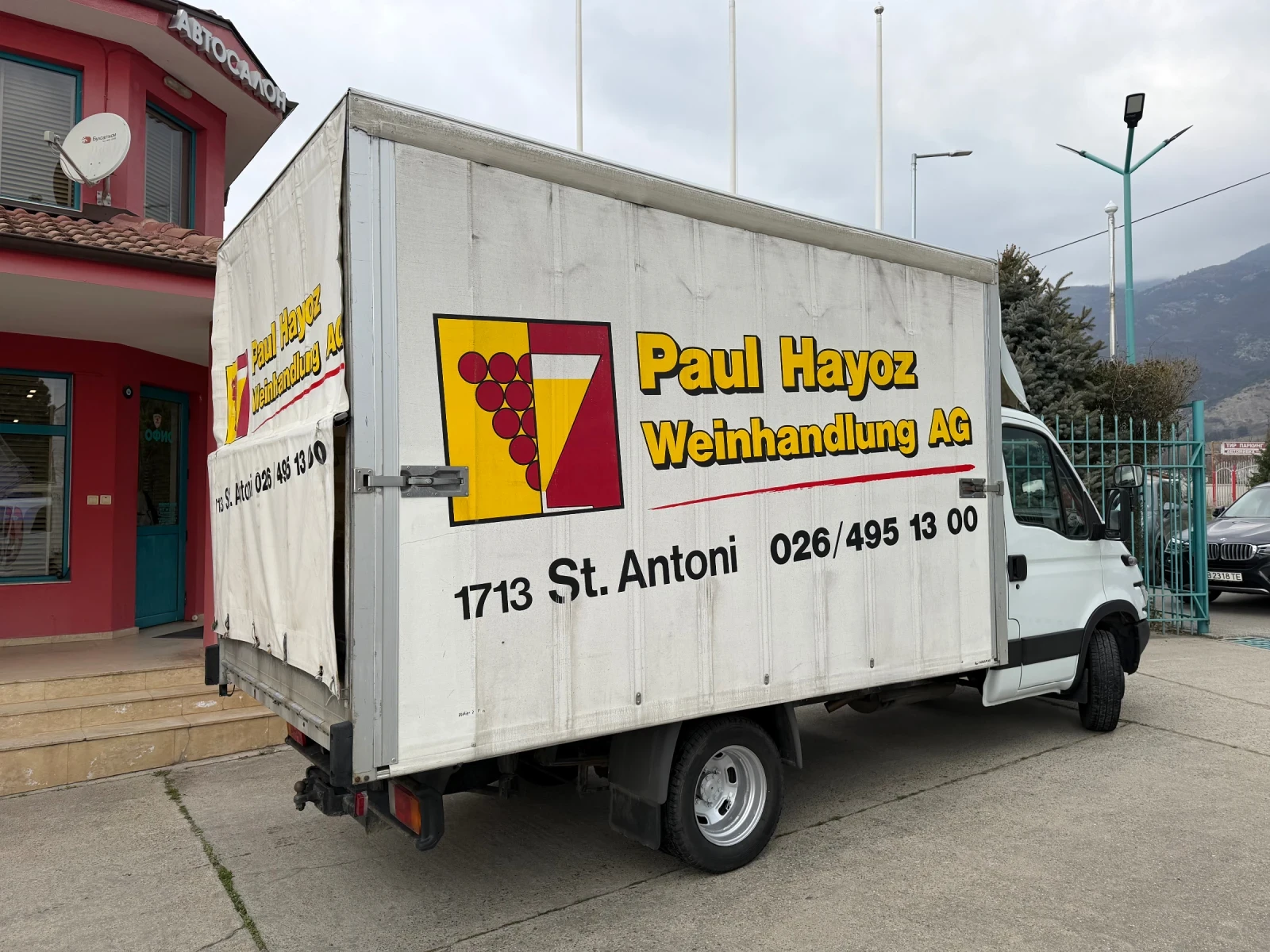 Iveco Daily 3.0HPT* 35C17* 2x Щора* 3.70 метра каросерия, снимка 8 - Бусове и автобуси - 53877579