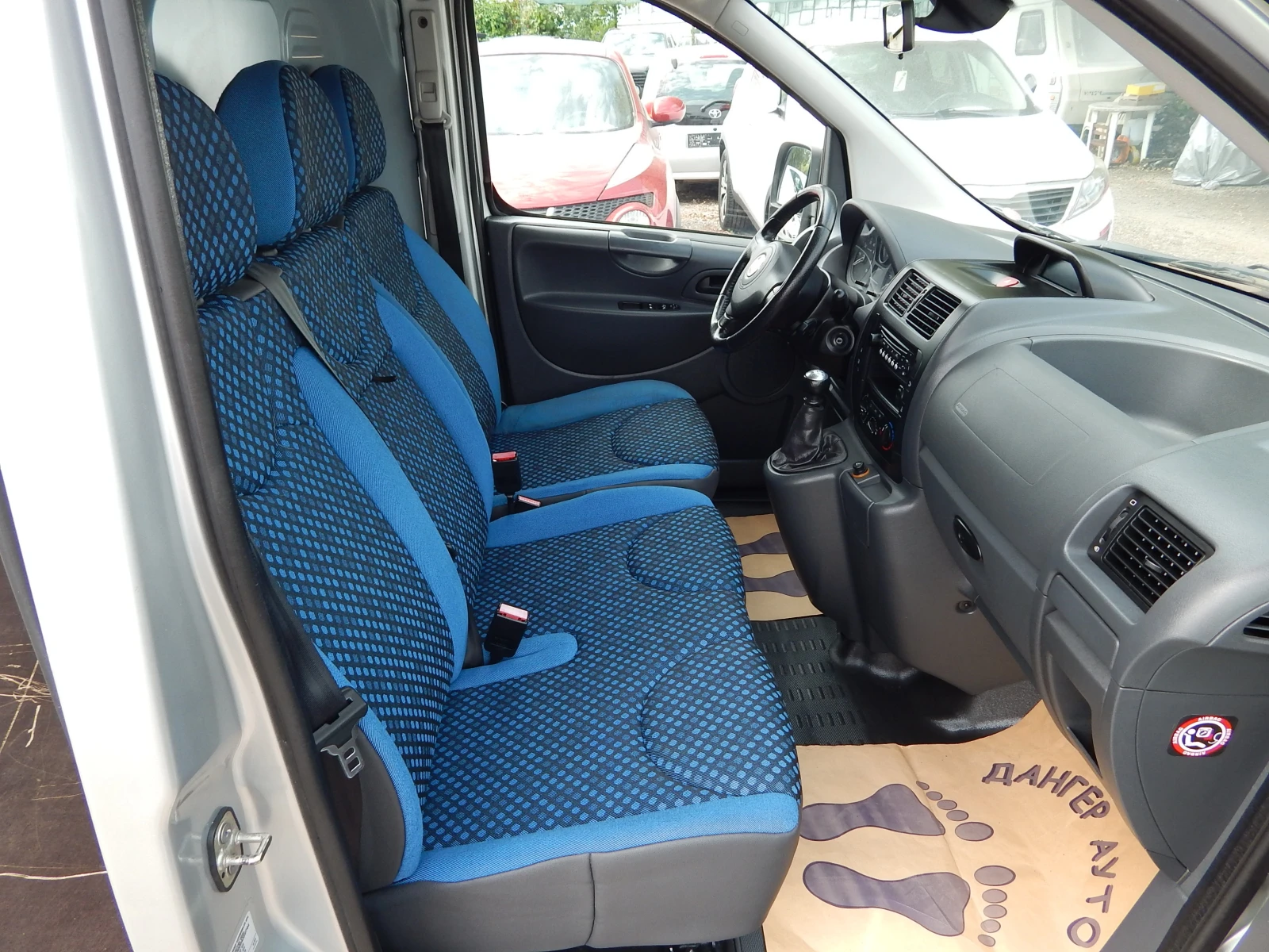 Peugeot Expert 2.0D* 165коня* 228000km.* , снимка 17 - Бусове и автобуси - 55651176