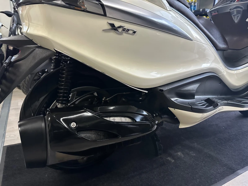 Piaggio X10 350i ABS/ASR/LED 2015г., снимка 14 - Мотоциклети и мототехника - 52335909