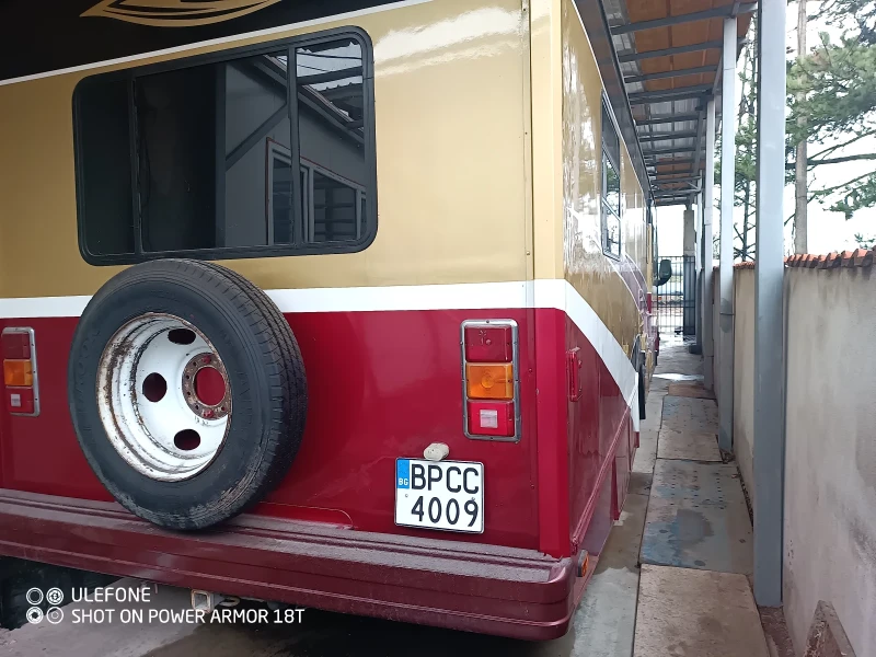 Кемпер Fleetwood Cevrolet P30, снимка 3 - Каравани и кемпери - 52339404