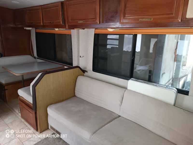 Кемпер Fleetwood Cevrolet P30, снимка 6 - Каравани и кемпери - 52339404