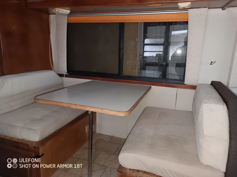 Кемпер Fleetwood Cevrolet P30, снимка 9 - Каравани и кемпери - 52339404