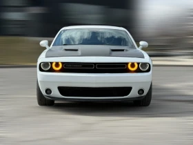 Dodge Challenger SXT* RWD* АвтоКредит * (ЦЕНА ДО БГ), снимка 2